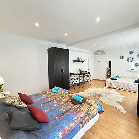 Rooms Mar169 Барселона Экстерьер фото