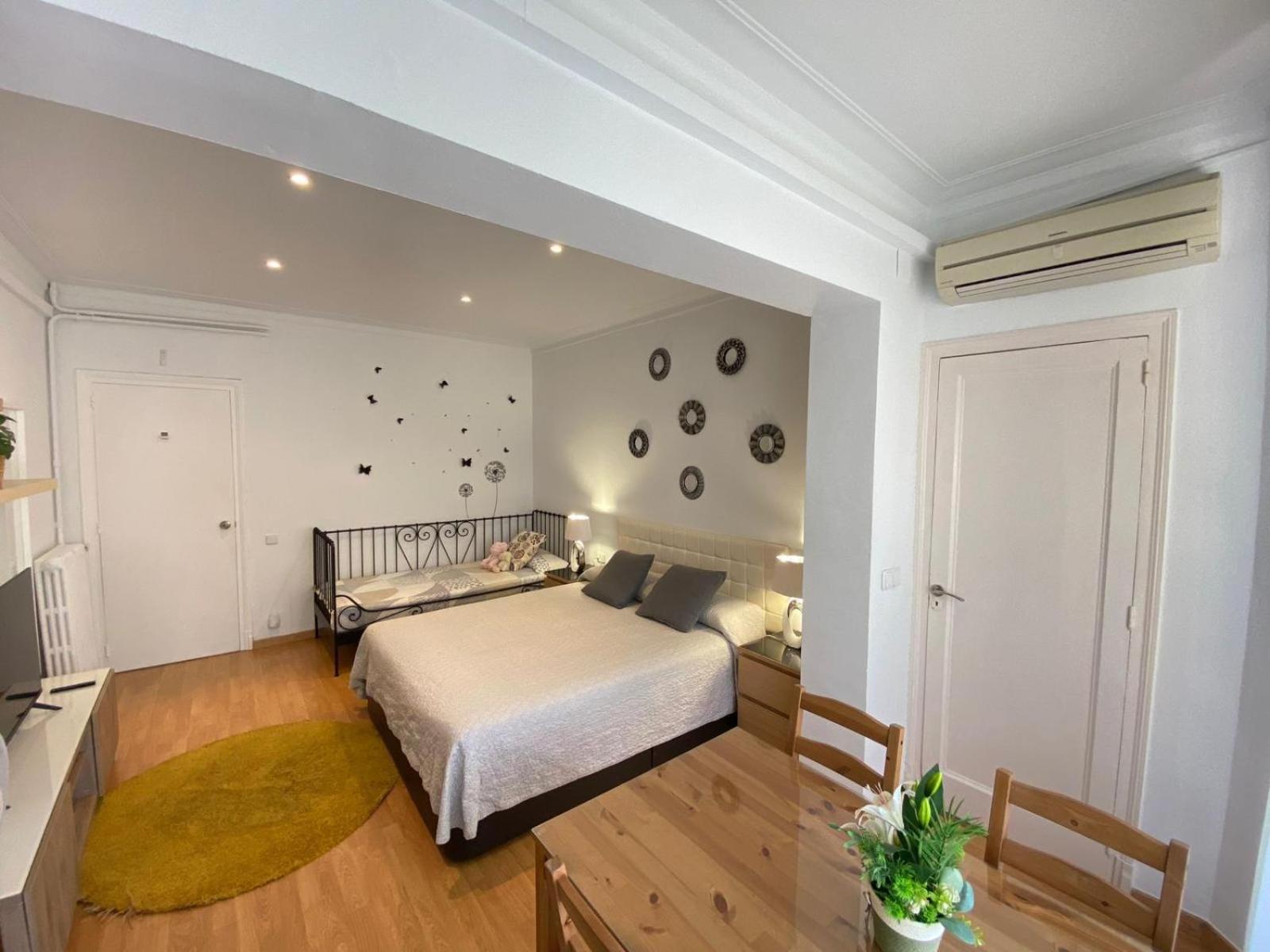 Rooms Mar169 Барселона Экстерьер фото
